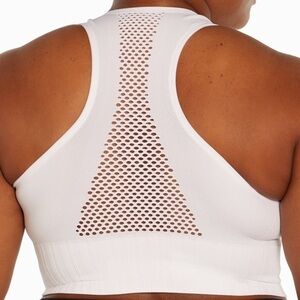 Marika athletic comfy seamless design sports bra in white Sz-L NWT K15